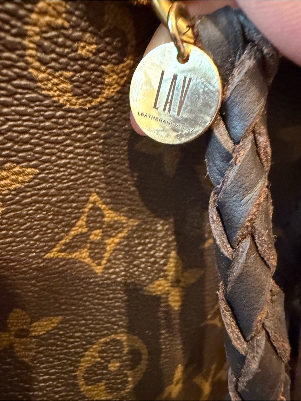 Louis Vuitton Neverfull Tote refurbished by Leather and Vodka - Picture 5 of 8